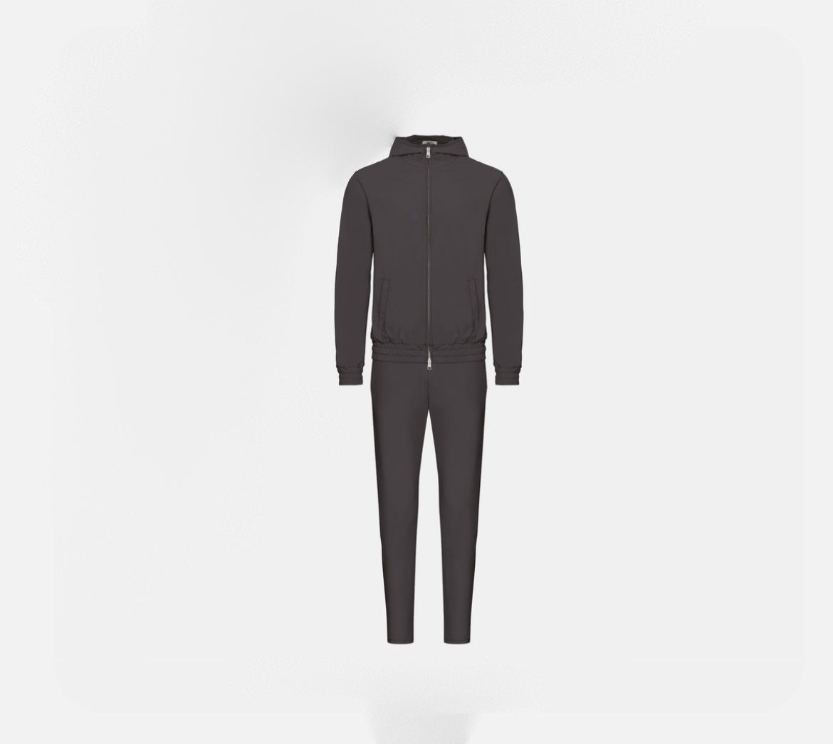Tech suits